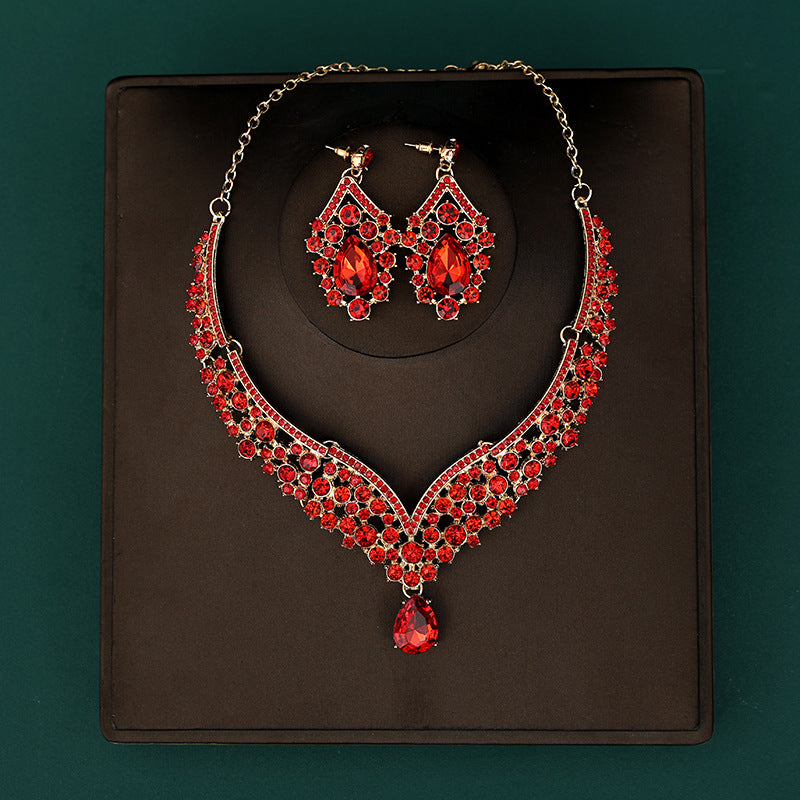 Kindred Heart Necklace Gift Set — Premium Jewelry Bundle for Her