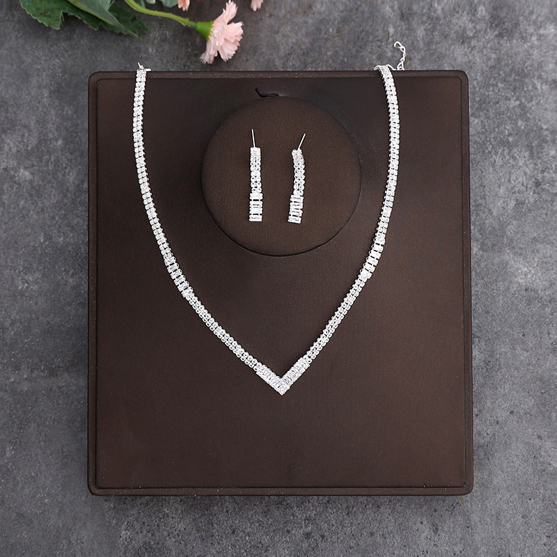 Kindred Heart Necklace Gift Set — Premium Jewelry Bundle for Her