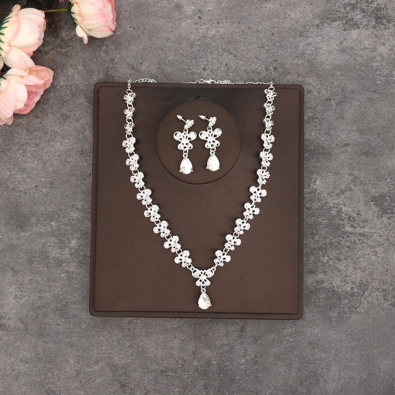 Kindred Heart Necklace Gift Set — Premium Jewelry Bundle for Her