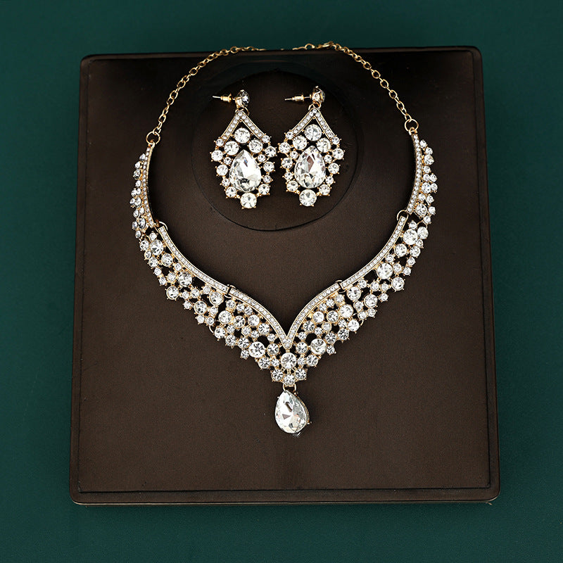 Kindred Heart Necklace Gift Set — Premium Jewelry Bundle for Her