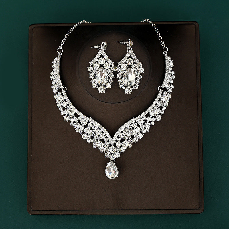 Kindred Heart Necklace Gift Set — Premium Jewelry Bundle for Her